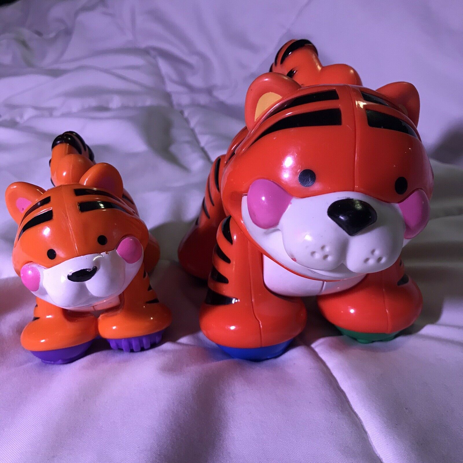 Fisher Price 2006 Amazing Animals Tiger Mama & Baby Sensory Toddler Toys Set